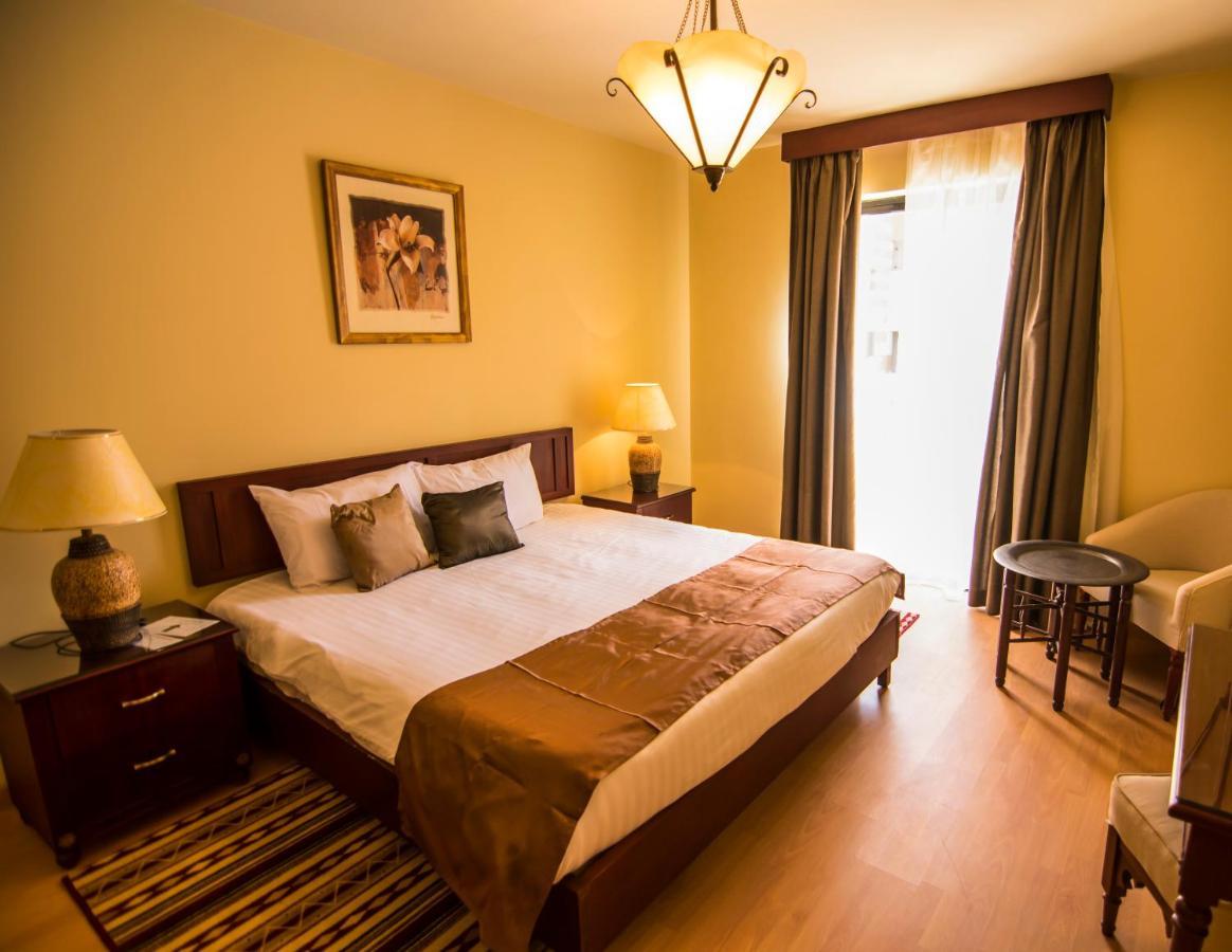 Marina Residence Suites Port Ghalib Exterior photo